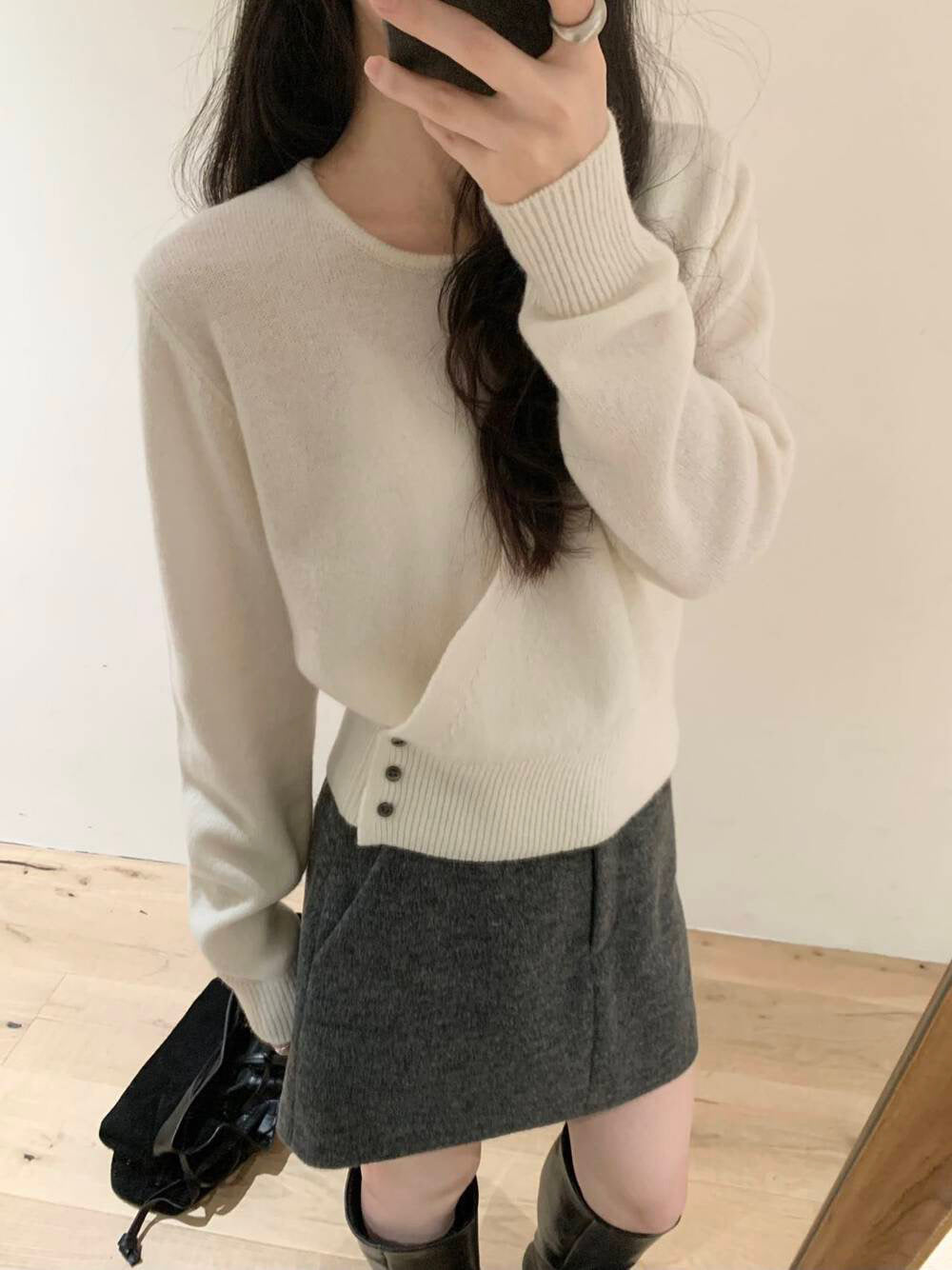 // 100%羊毛軟糯高質交叉鈕扣NT