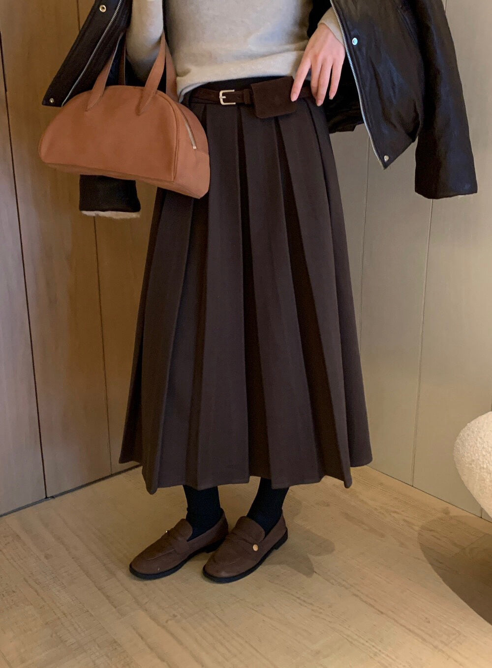 // 秋冬必備粗百褶毛呢中裙(連腰帶)
