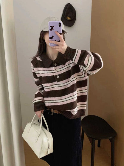 // 超美撞色鈕扣polo毛衣