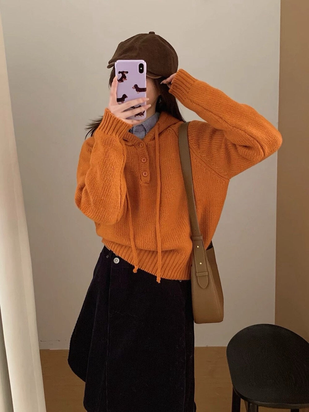 // 顏色超美鈕扣連帽毛衣