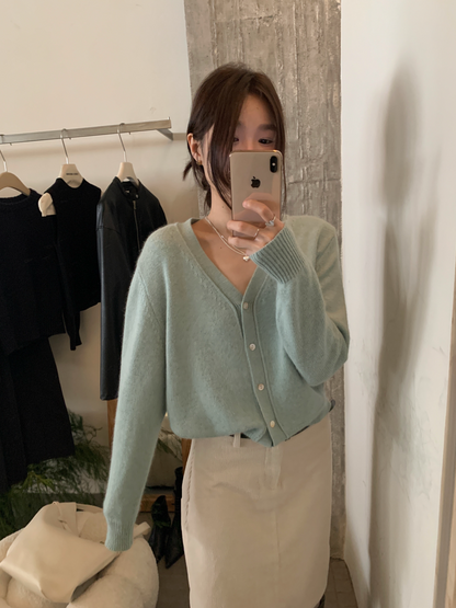 // 超soft兔絨V領CD