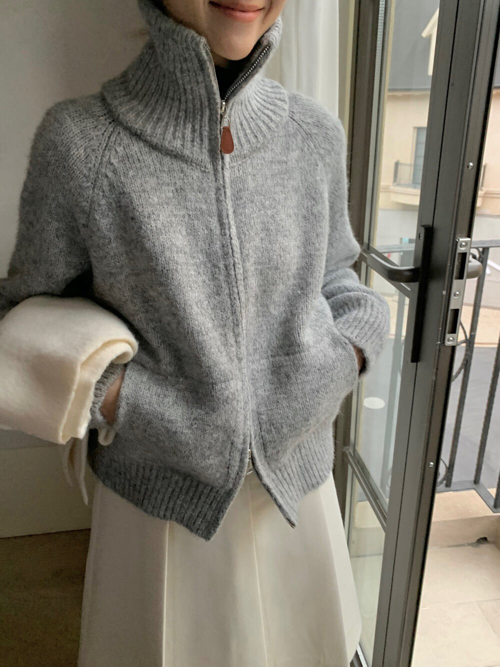 // 慵懶高級感上下拉鍊可立領口袋CD