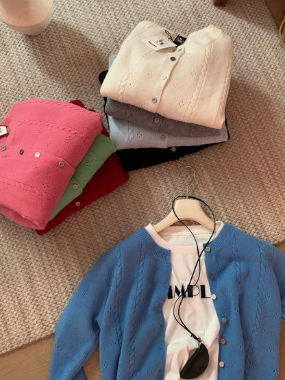 // 彩色鈕扣鏤空軟糯CD