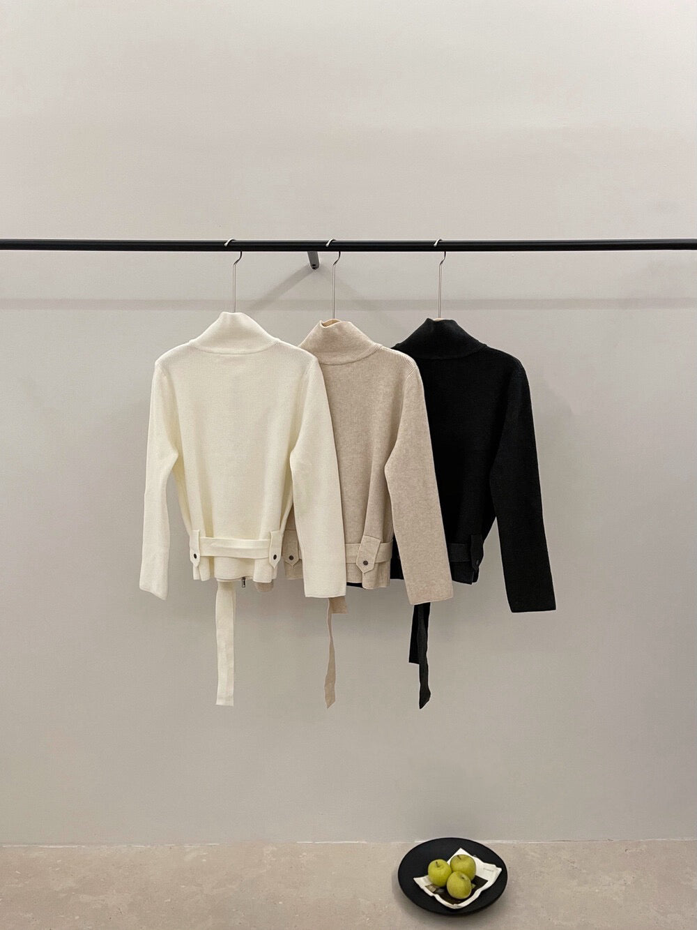 // 立領綁腰帶針織CD