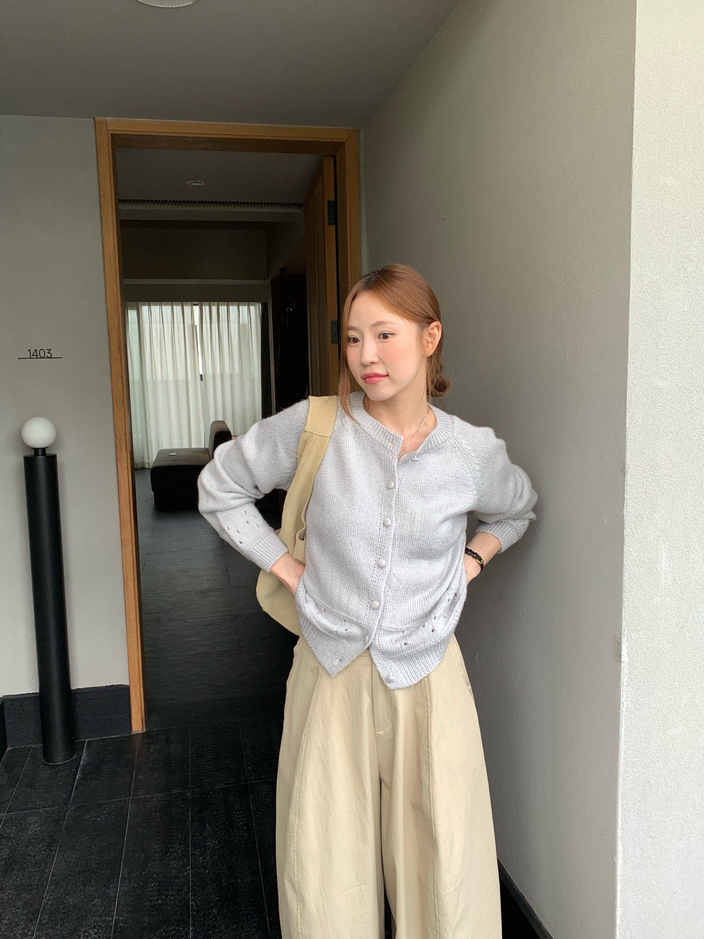 // 特別衣擺鈎花鏤空CD