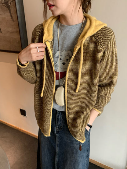 // 拼色連帽細間條拉鍊CD