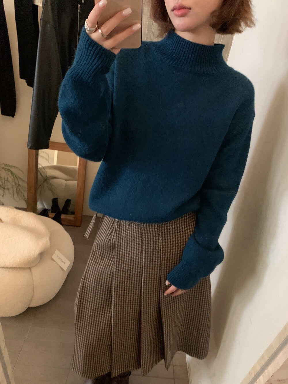 // 10%angora半領16色套頭NT