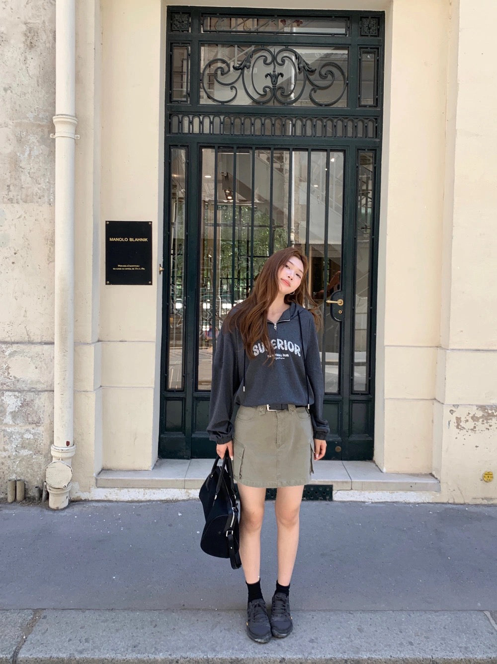 B63 / 刺繡字小拉鍊連帽衛衣