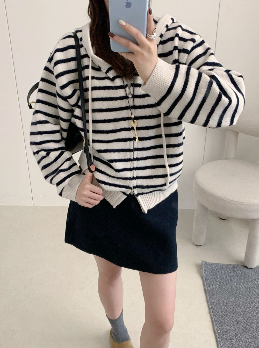 // 鬆弛感上下拉鍊連帽間條CD