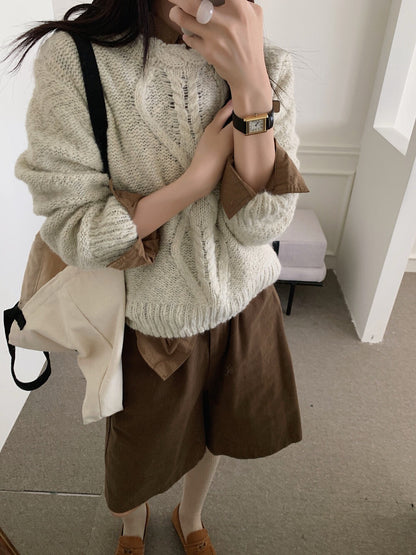 // 麻花邊領口菱格patterns毛衣