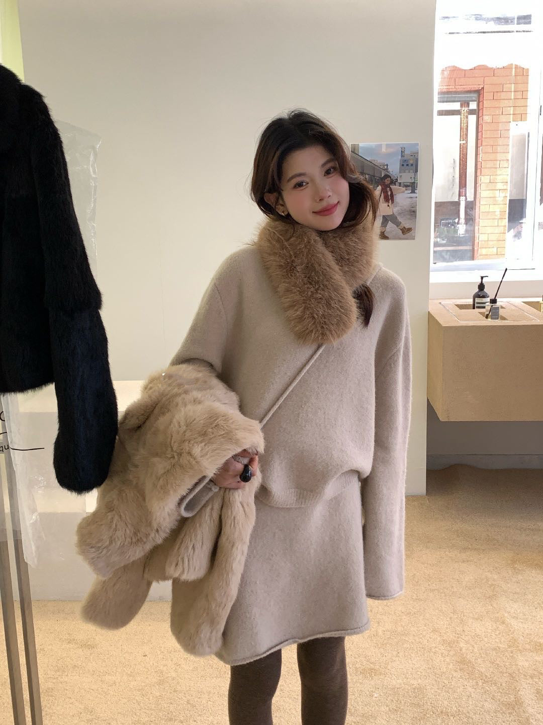 // 超舒服軟糯毛衣+短裙+袋仔三件套