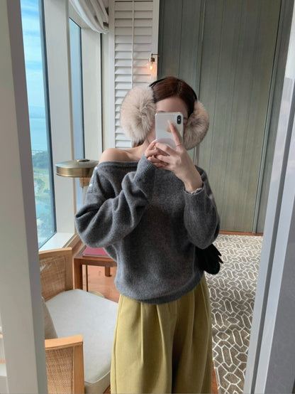 // 50%alpaca鈕扣設計斜領露肩NT