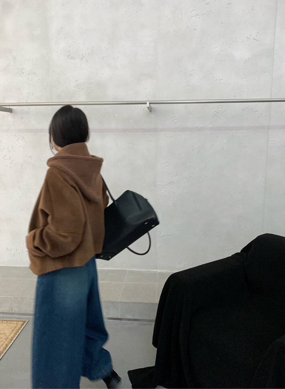 // 可拆針織帽短款圓領毛呢外套