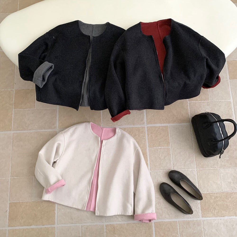 // 100%羊毛內撞色簡約圓領拉鍊手工外套