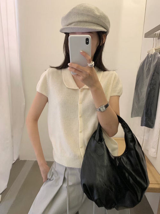 // 全羊毛心心鈕扣圓翻領小短袖NT