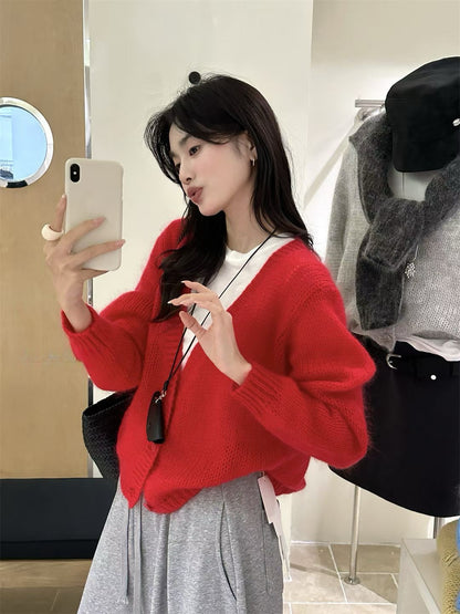 // 柔光馬海毛深V領CD