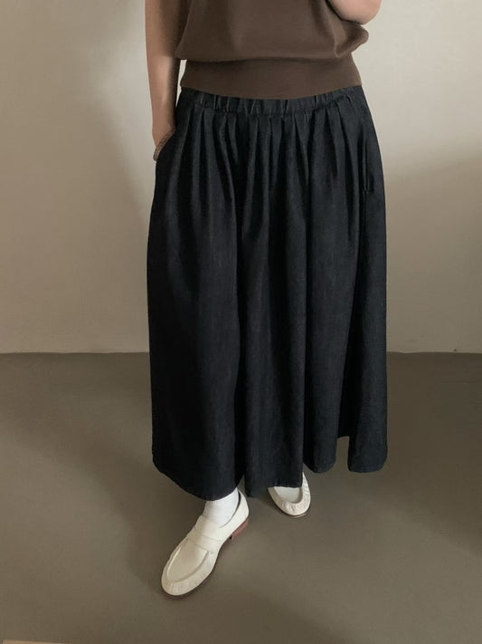 // 必入壓褶牛仔中裙