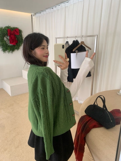 // 復古軟糯牛角鈕麻花CD