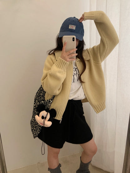 // 直坑紋大翻領上下拉鍊落肩CD