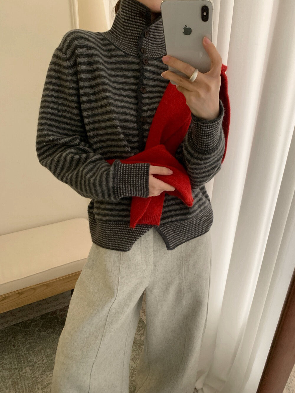 // 30%raccoon拼粗幼間條可立領CD