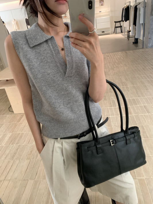// 高級感小v翻領針織背心
