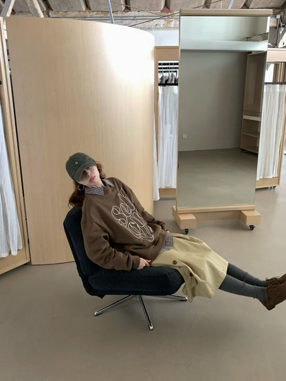 // 超大字母寬鬆版型衛衣