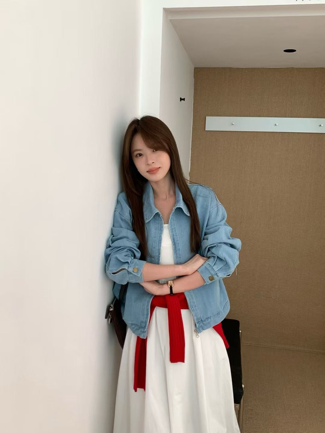 (現貨) // 簡約cutting翻領拉鍊牛仔外套