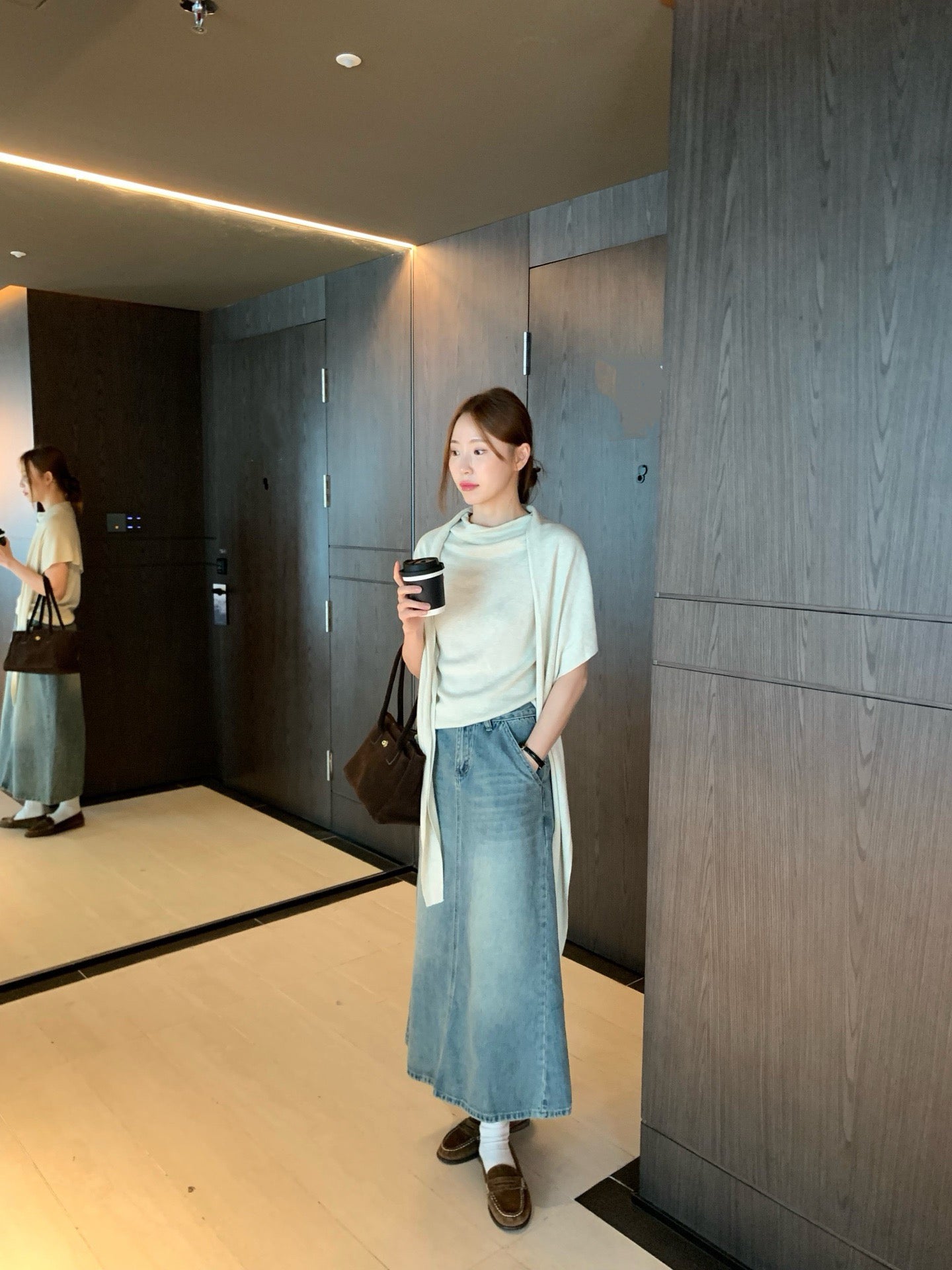 // 後開叉小復古微A字牛仔SK