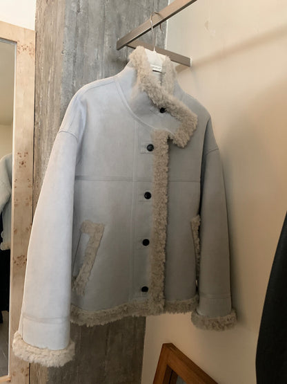 // 性價比極高皮毛一體羊羔毛麂皮外套