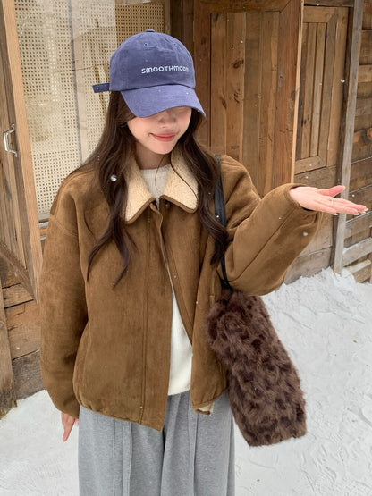 // 皮毛一體毛毛圓翻領麂皮外套