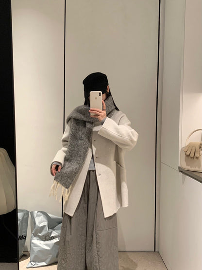 // 90%羊毛+10%羊駝毛小立領斜口袋手工外套