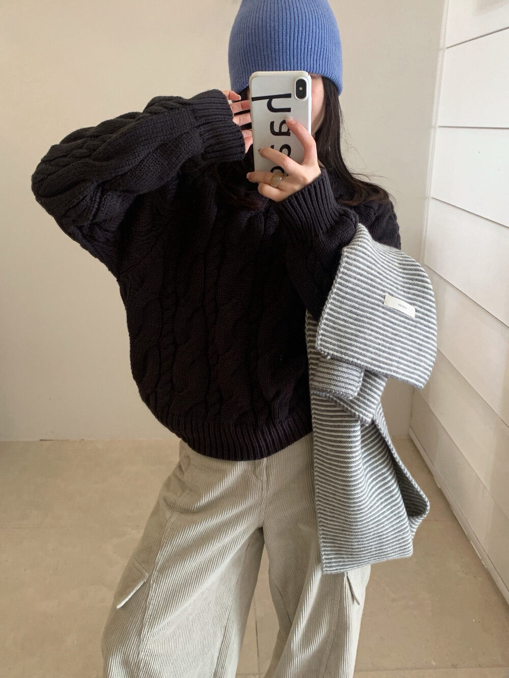 // 復古感扭紋麻花毛衣