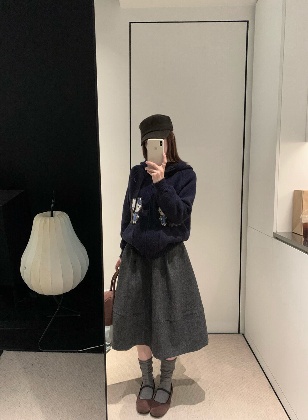 // 巨遮肉廓型毛呢中裙