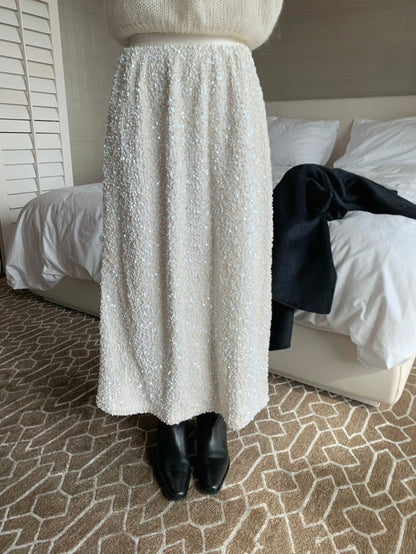 // 年尾party必備閃片後開叉中裙