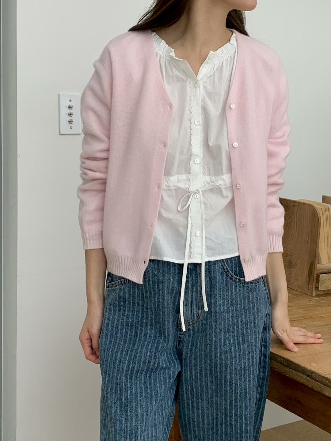 // super soft 100%wool V領CD