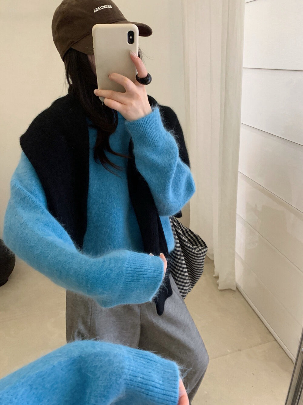 // 軟糯超美色系混兔毛圓領毛衣