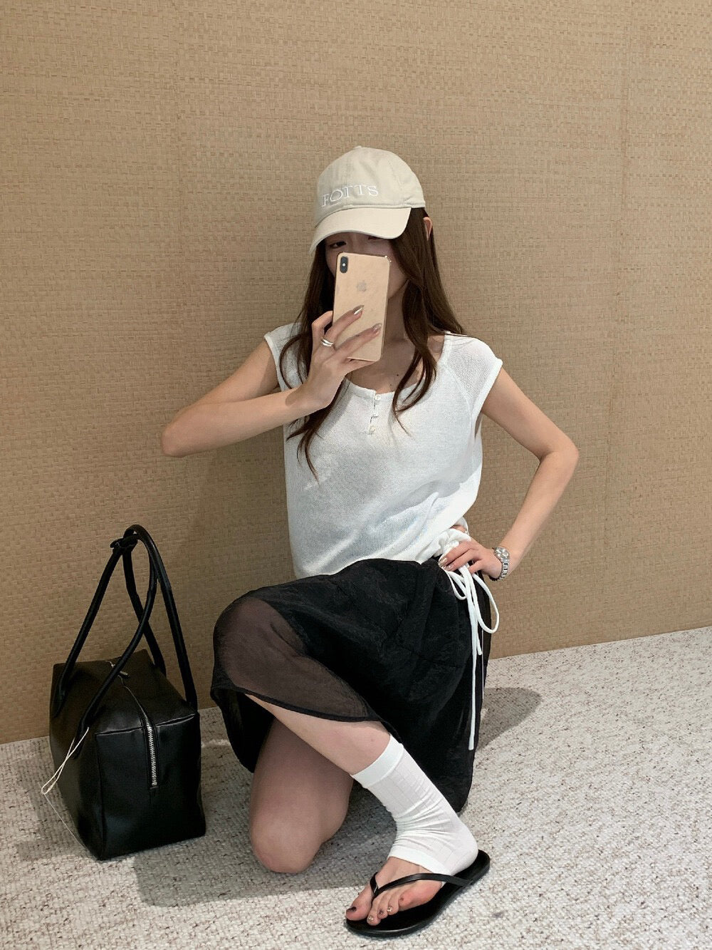 // 簡約小鈕扣飛飛袖紗線針織上衣