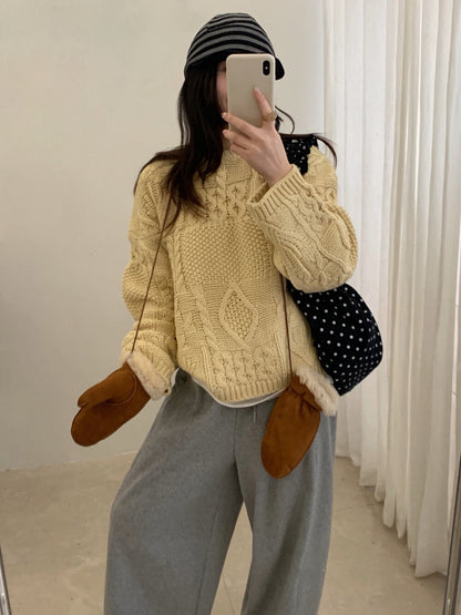 // 超美麻花織紋圓領套頭毛衣