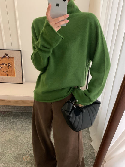 // 45%綿羊毛立領開叉袖花花鈕NT