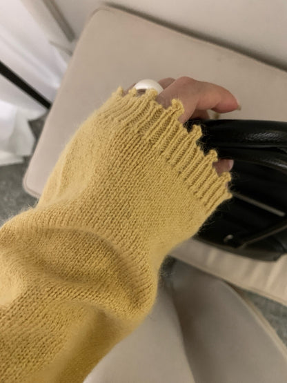 // 30%綿羊毛不規則鬚鬚邊毛衣