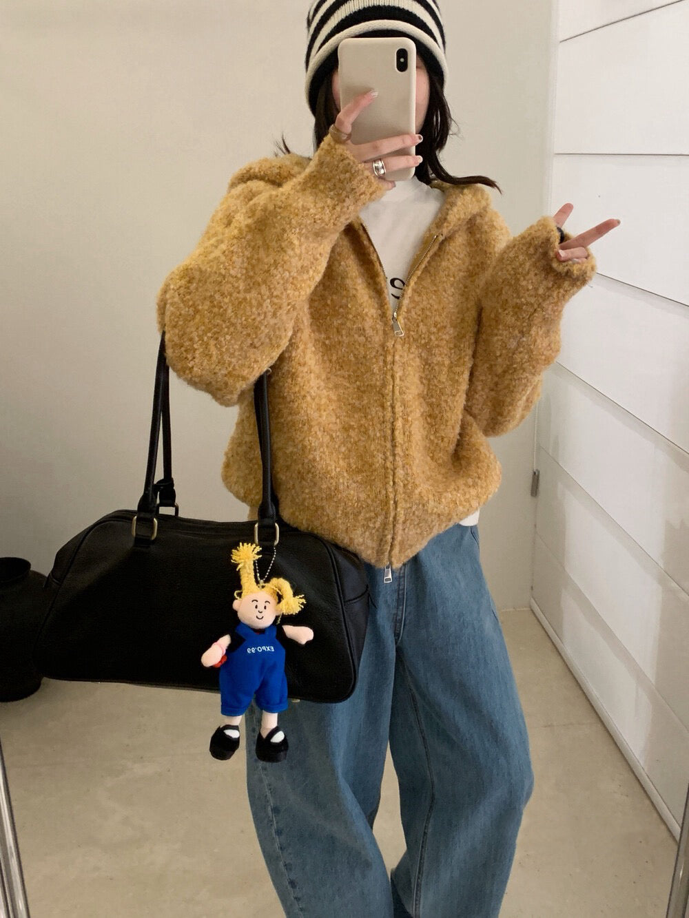 // 超軟糯圈圈羊毛連帽拉鍊CD