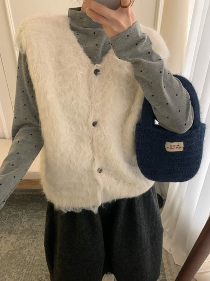 // 12%羊毛茸毛感V領排扣背心