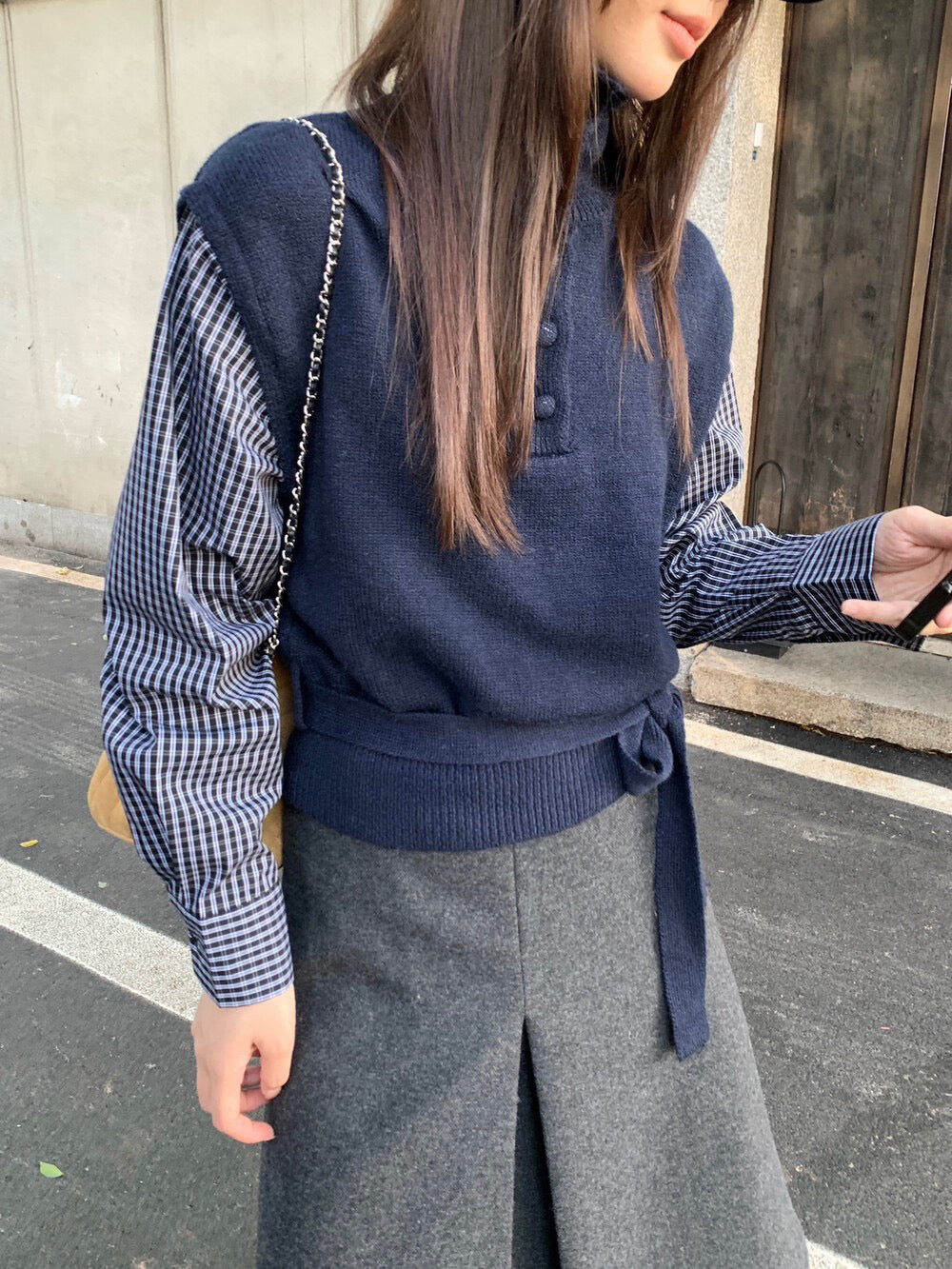 // 設計感假兩件拼格紋恤衫鈕扣高領NT