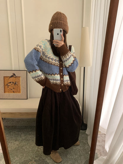 // 50%綿羊毛復古花紋圓領CD