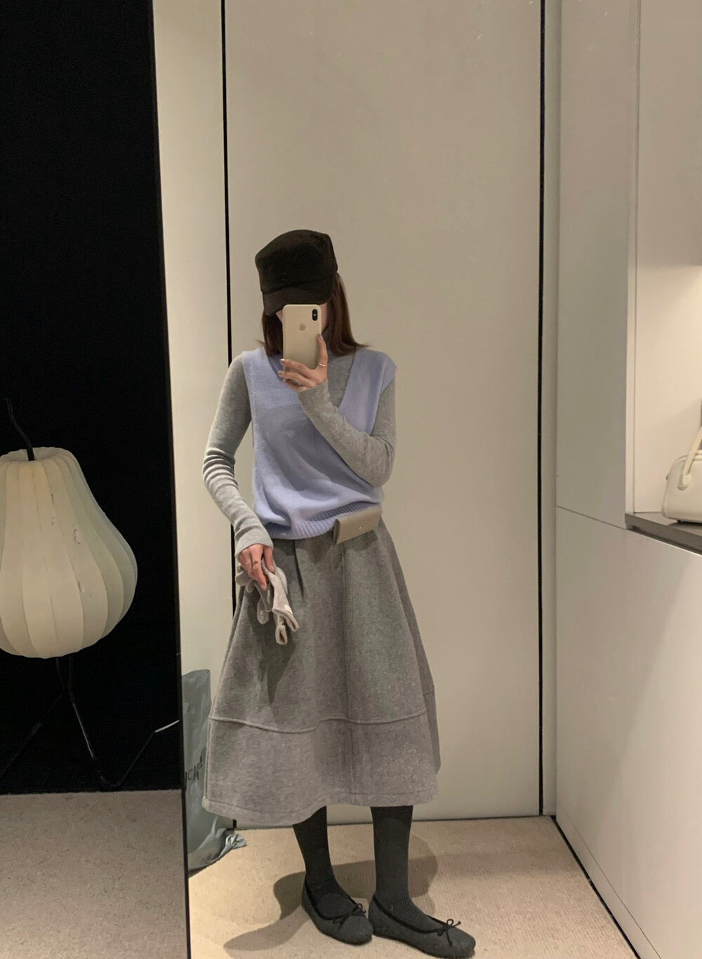 // 無縫一體疊穿必入深v 100%羊毛背心