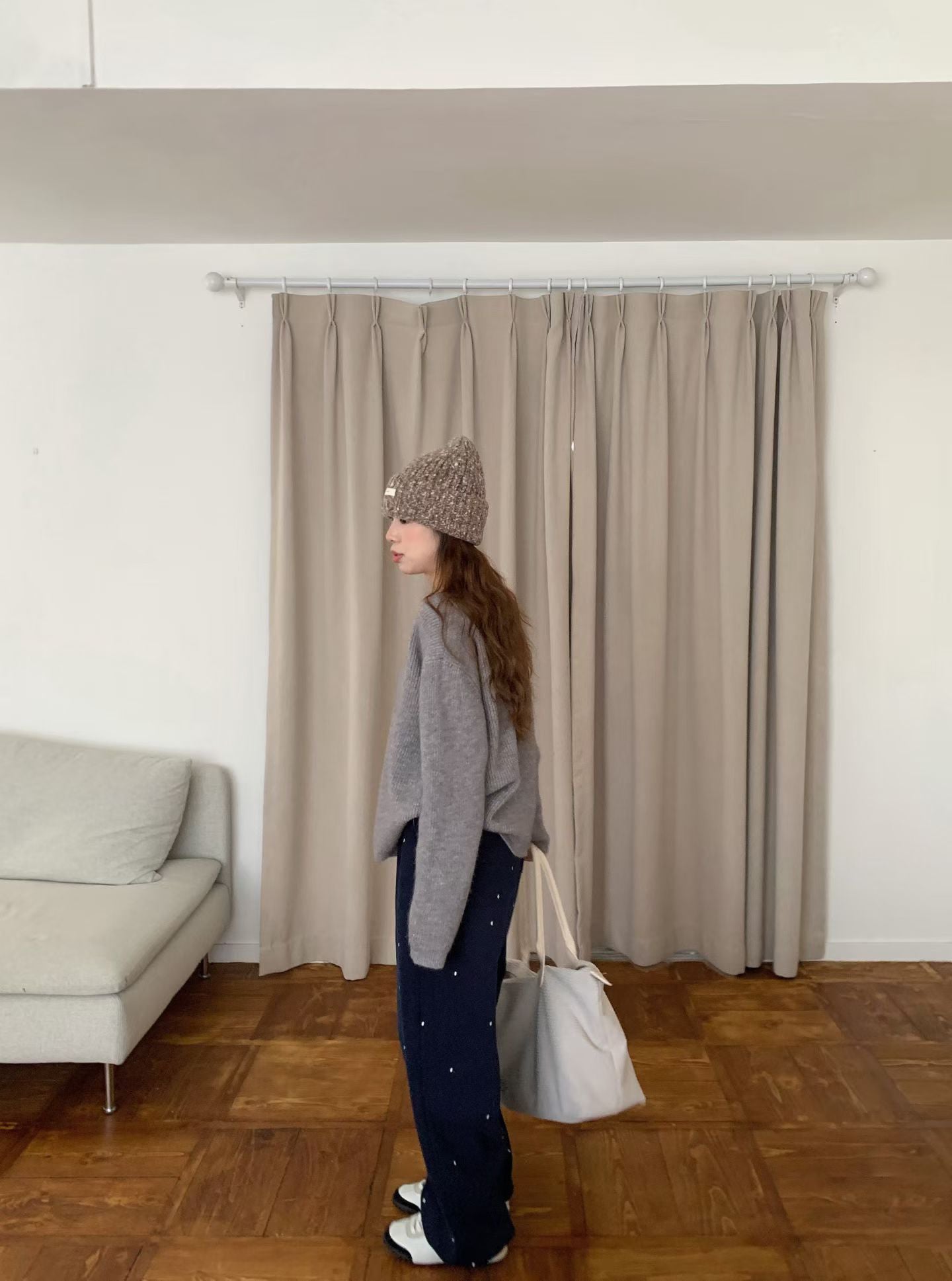 // 12色超美色系V領排扣羊絨紗CD