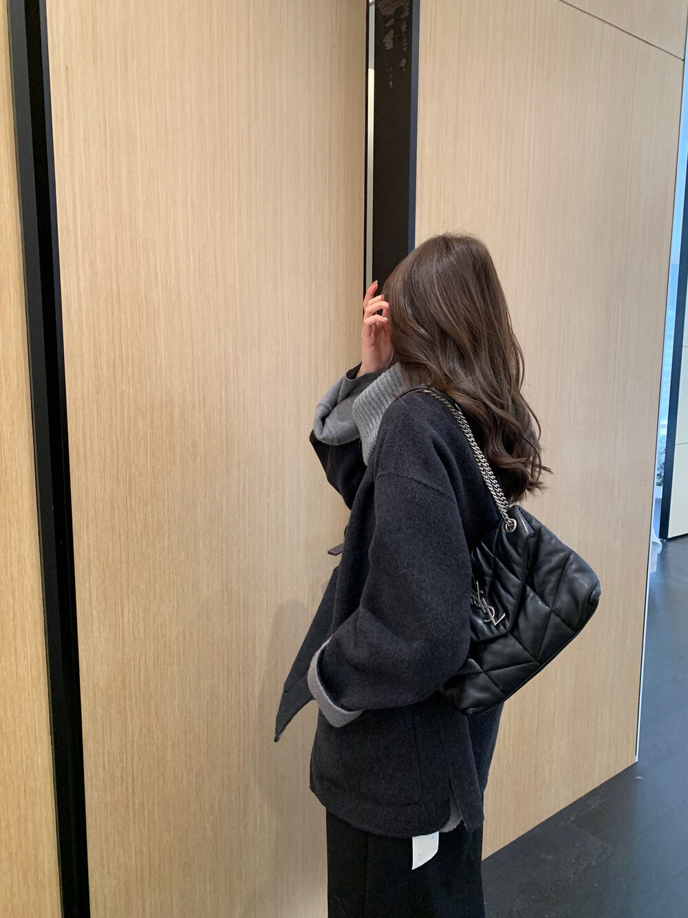 // 造型感針織翻領拼接假兩件手工羊毛外套(毛呢部份100%wool)