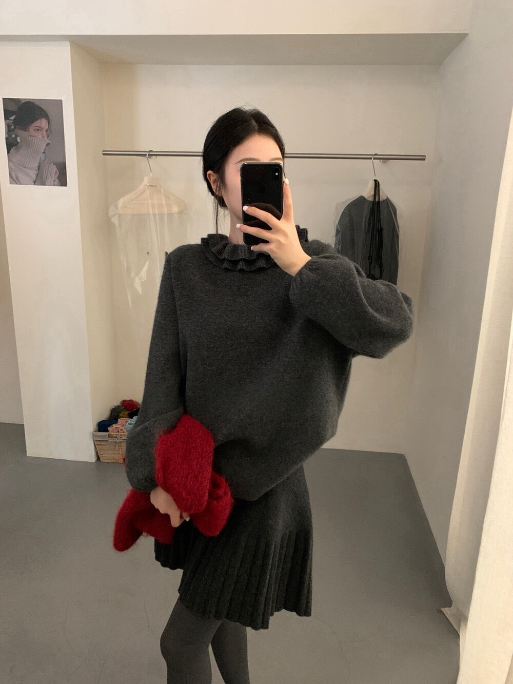 // 20%兔毛雙層荷葉領束袖口毛衣