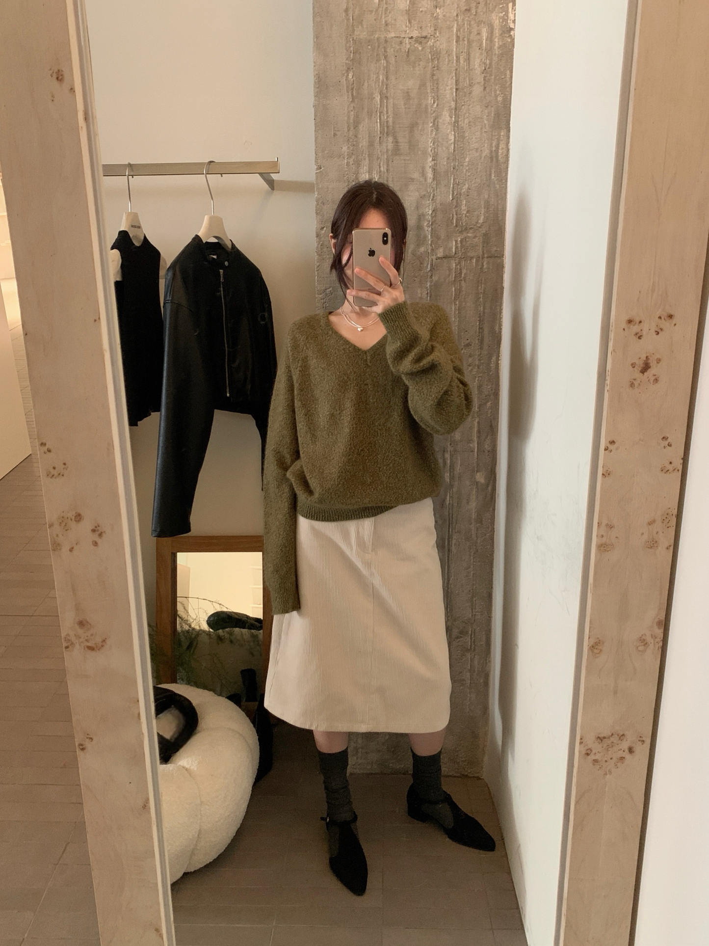 // 高質raccoon V領軟糯NT