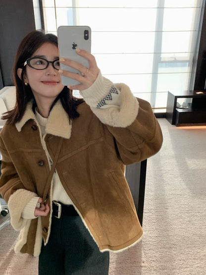 // 超軟皮毛一體麂皮翻領外套(連袋仔)